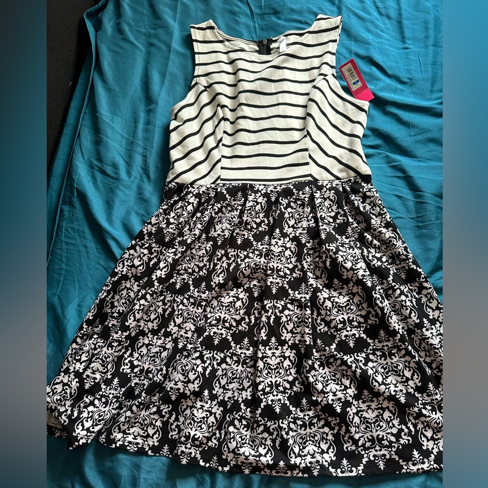 Xhilaration Black & White Striped Bodice Damask Skirt Girls Dress